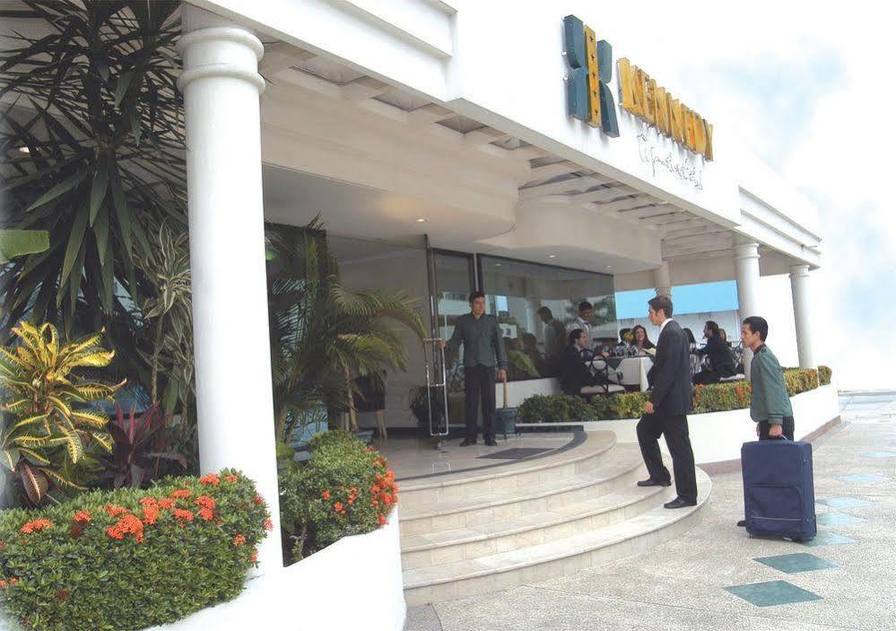 جواياكيل Apart Hotel Kennedy المظهر الخارجي الصورة